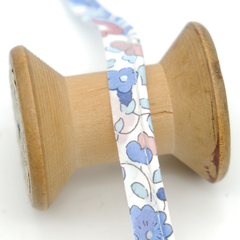 Liberty Fabrics Betsy Rose and Blue Piping